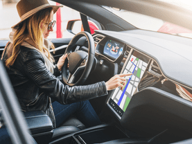 Le guide ultime des écrans embarqués : des solutions fiables pour les applications automobiles